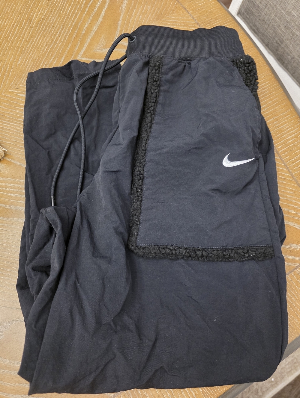 Nike Black Fleece Jogger Size Medium